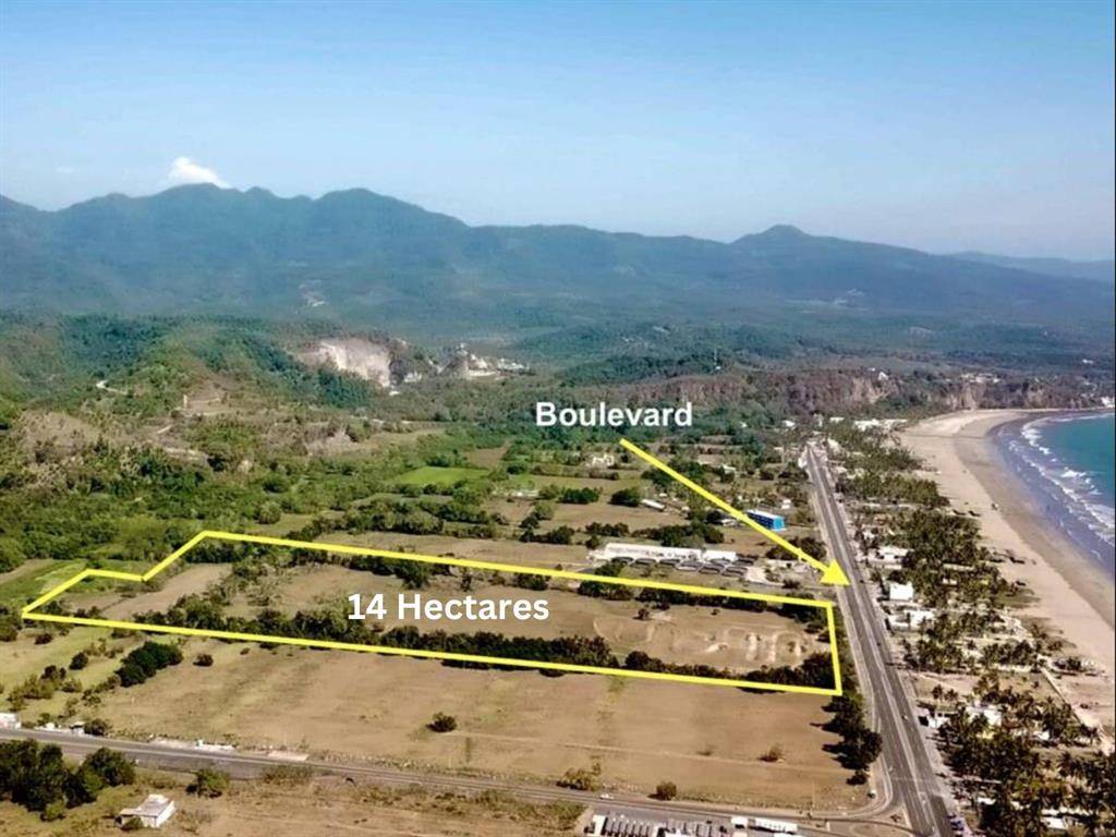 0 14 Hectares in Bahia Matanchen Front of Boulevard