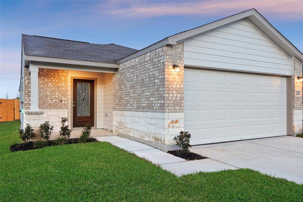 Houston, TX 77048,5328 CJ Walker LN