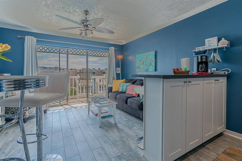 Galveston, TX 77551,6300 Seawall BLVD #3305