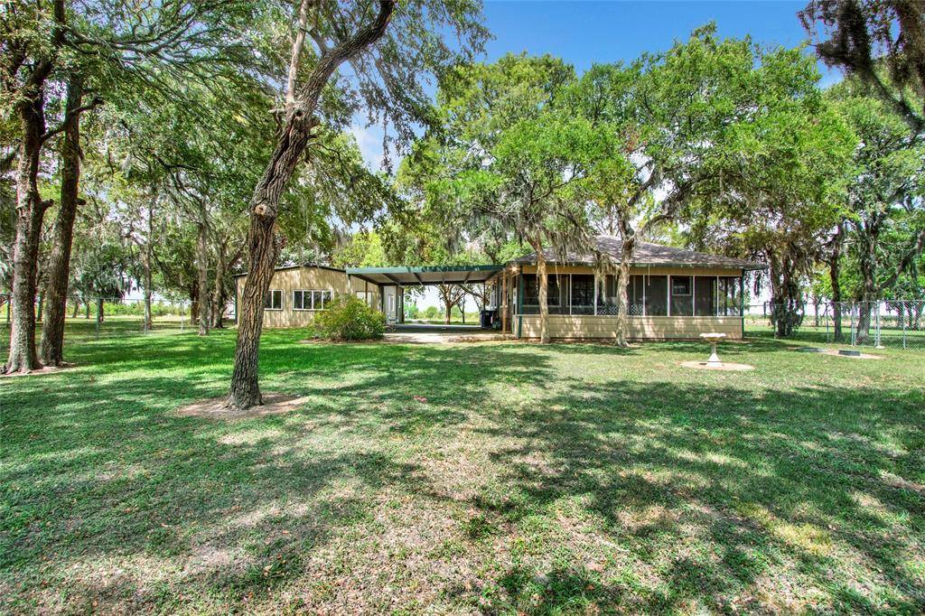 Brazoria, TX 77422,1035 County Road 631a