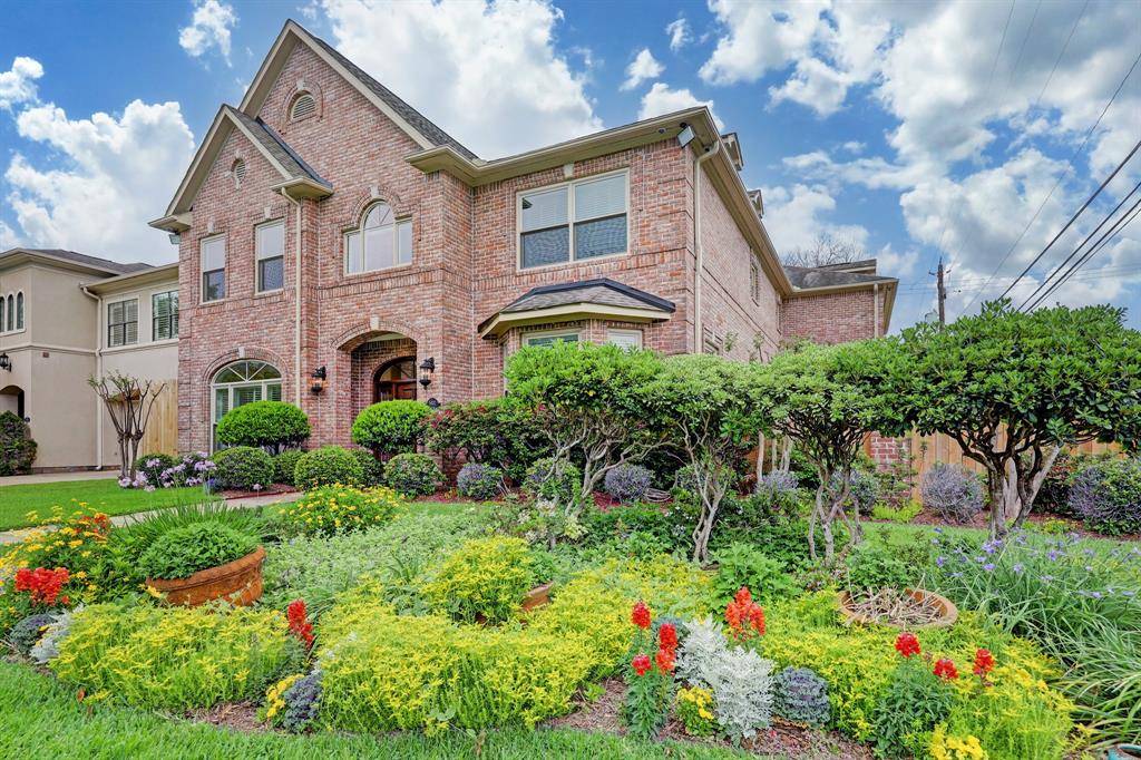 Bellaire, TX 77401,5102 Locust ST