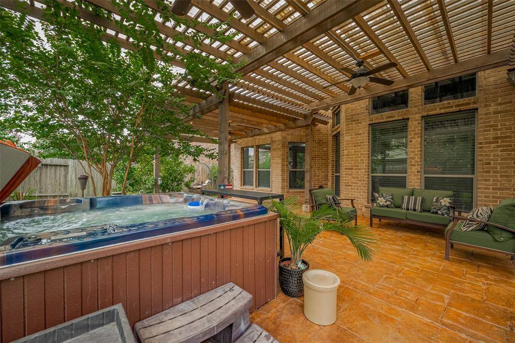 Rosenberg, TX 77471,6411 Fisher Bend LN