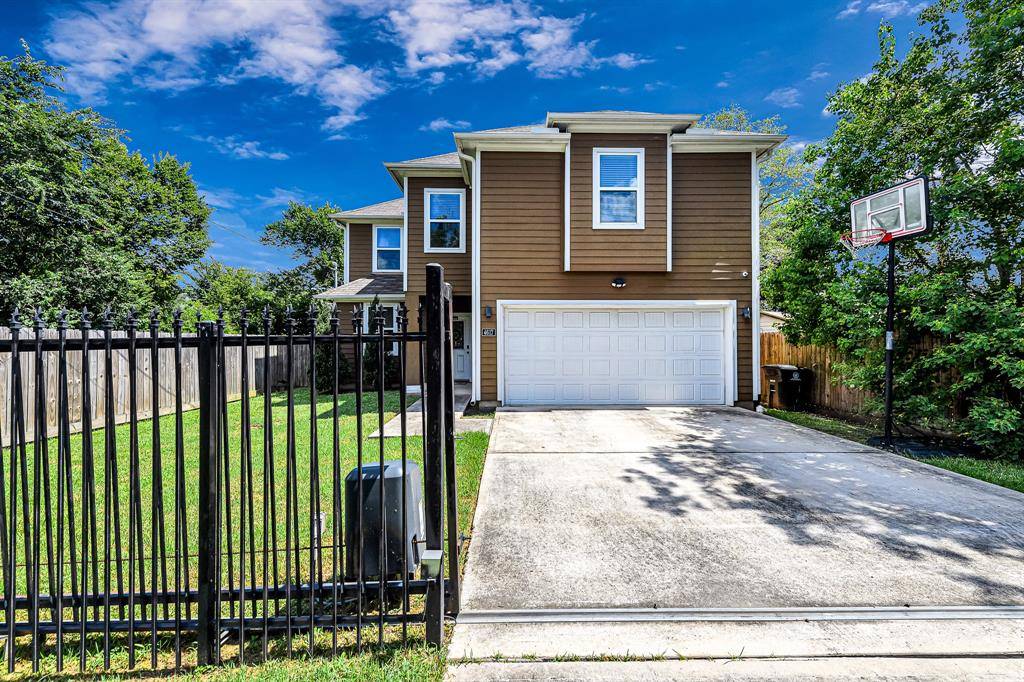 Houston, TX 77051,4617 White Rock ST