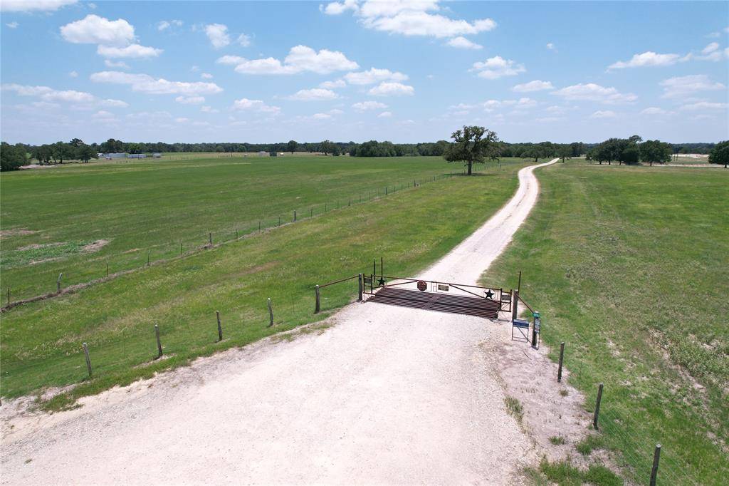 Burton, TX 77835,6787 Bredthaur RD