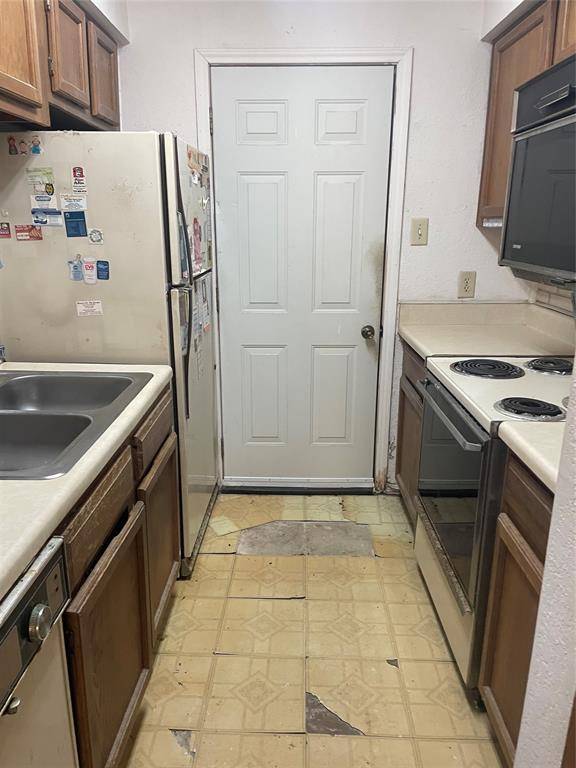 Houston, TX 77035,6486 Cambridge Glen LN