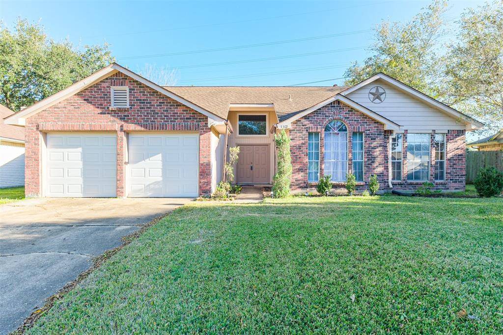 League City, TX 77573,5312 Acorn CT