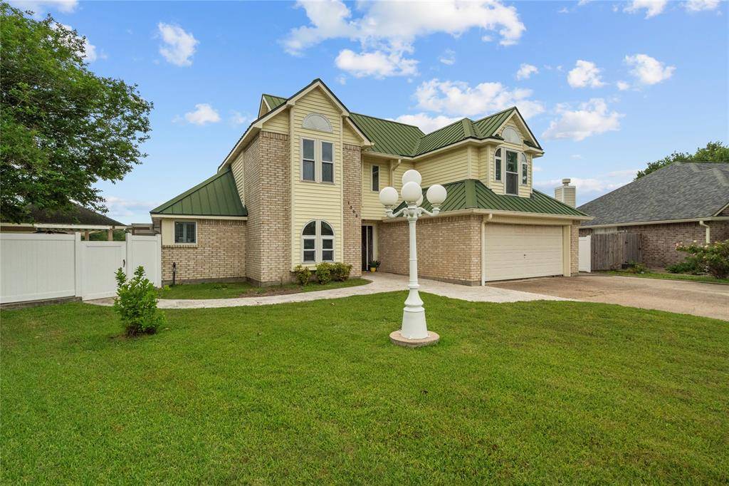 Deer Park, TX 77536,1302 Bayou Vista DR