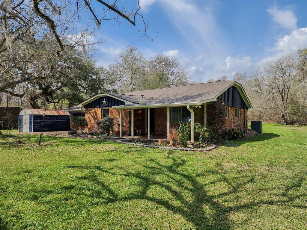 Sweeny, TX 77480,1501 County Road 878B