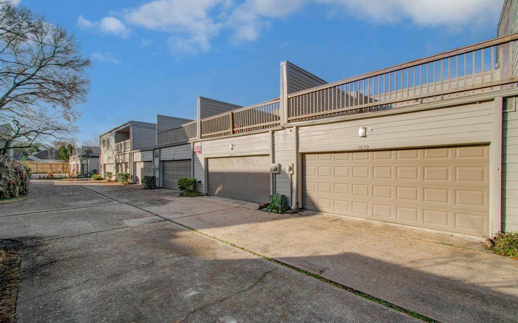 Houston, TX 77077,1620 Prairie Mark LN #98