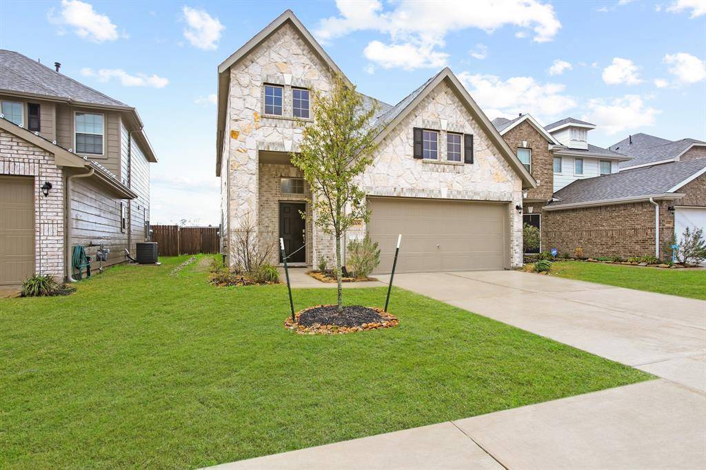 Houston, TX 77045,14306 Couturie Forest TRL