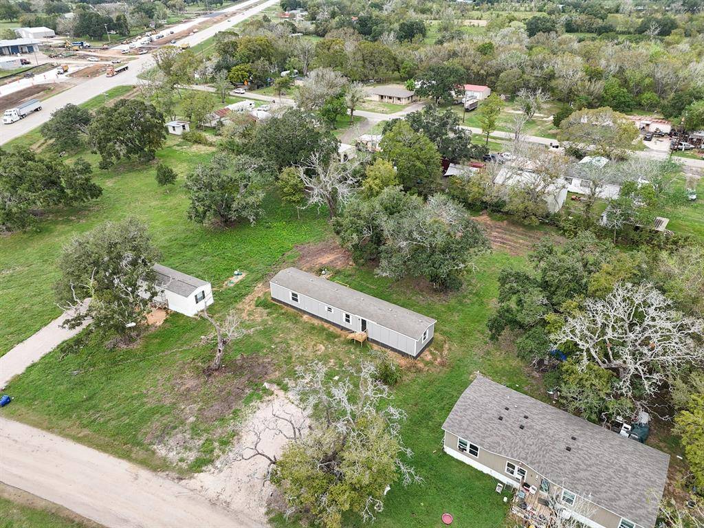 Brazoria, TX 77422,113 Country Oaks ST