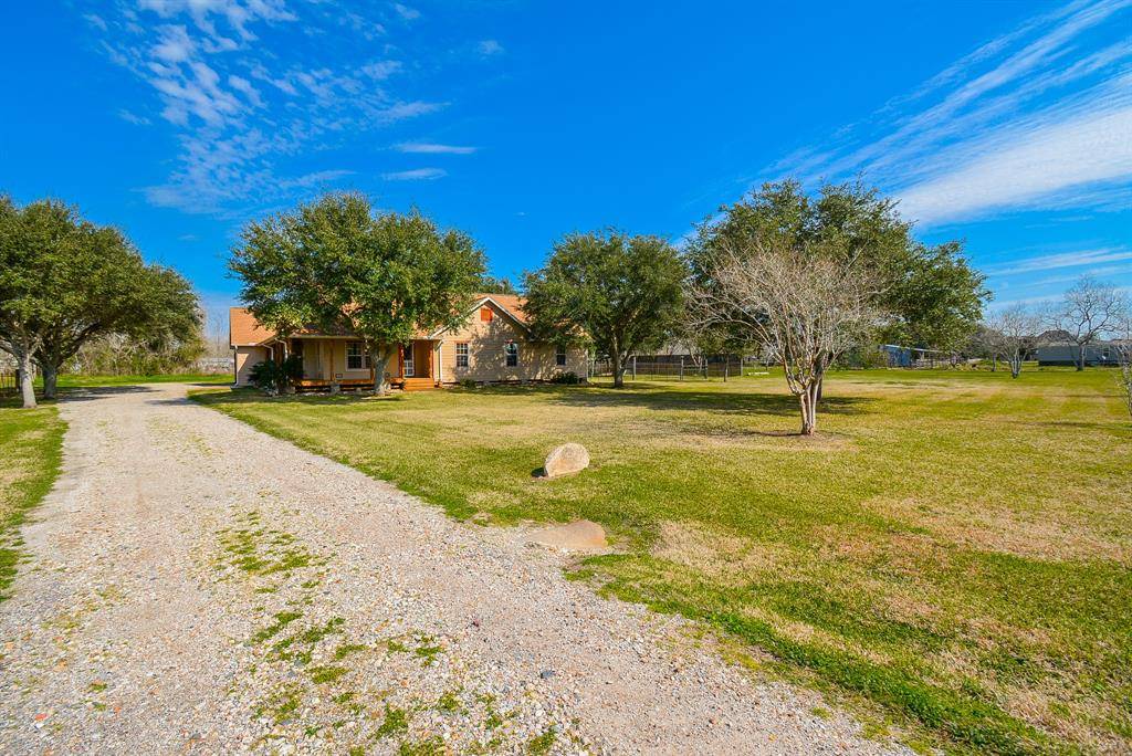 Rosharon, TX 77583,9403 Quaker CT