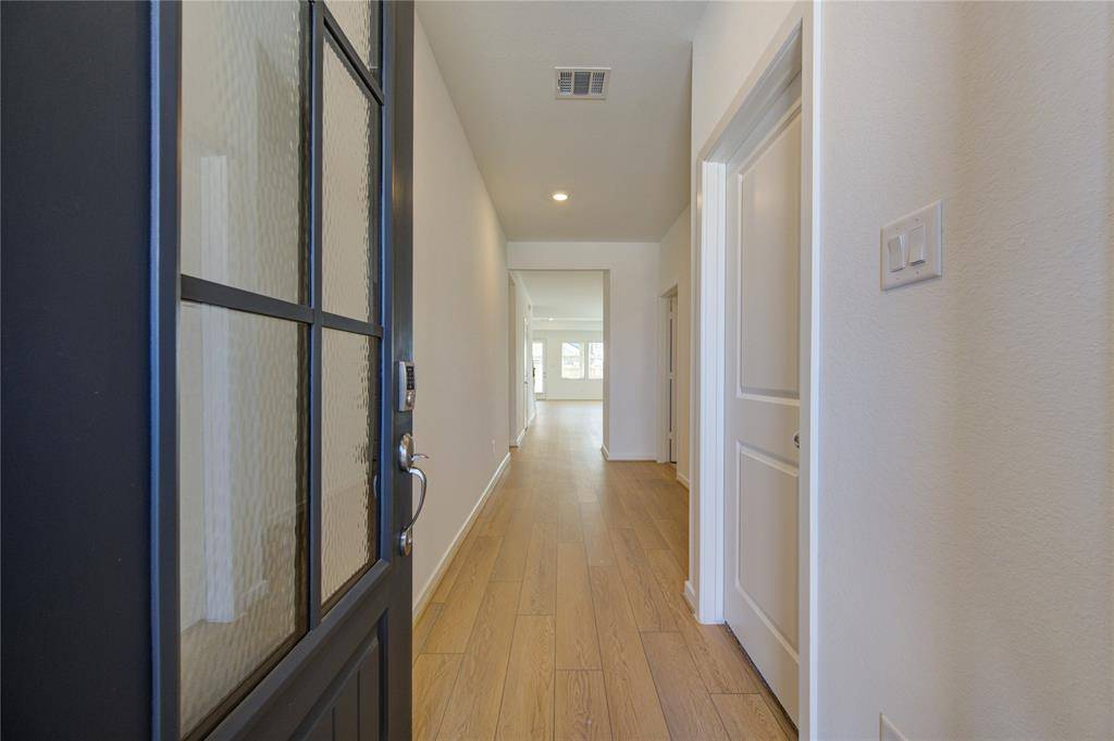 Cypress, TX 77433,9750 Pettus Creek Dr
