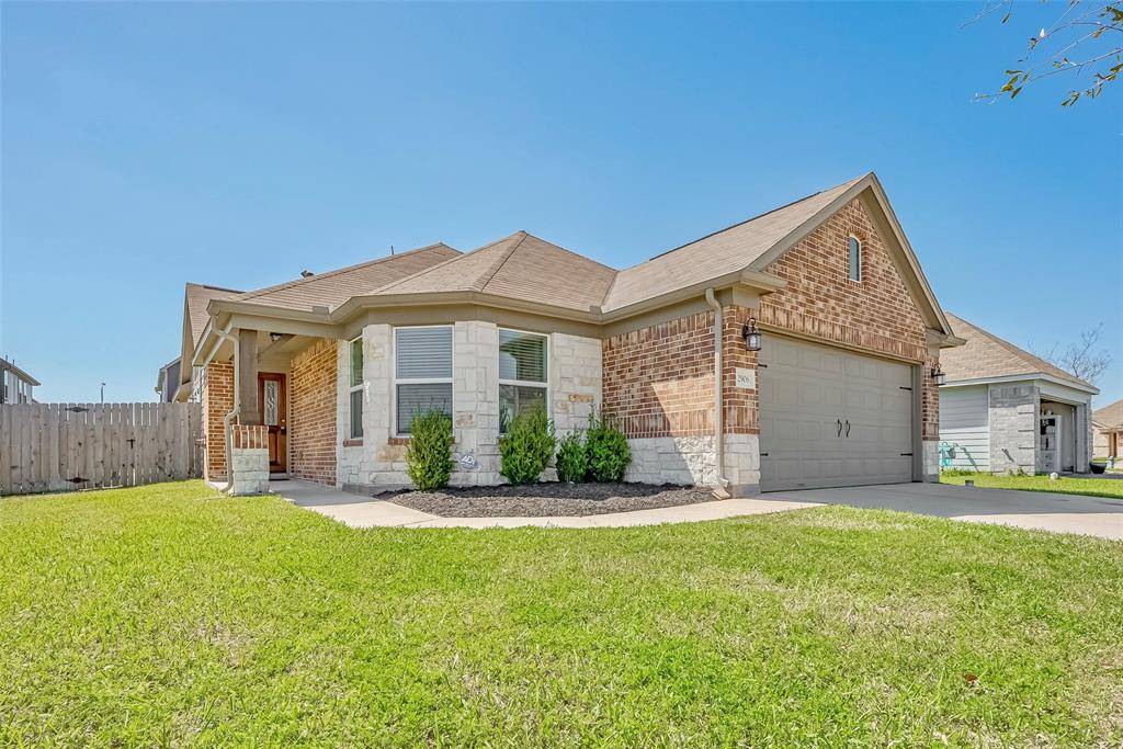 Rosenberg, TX 77471,2906 Country Clearing LN