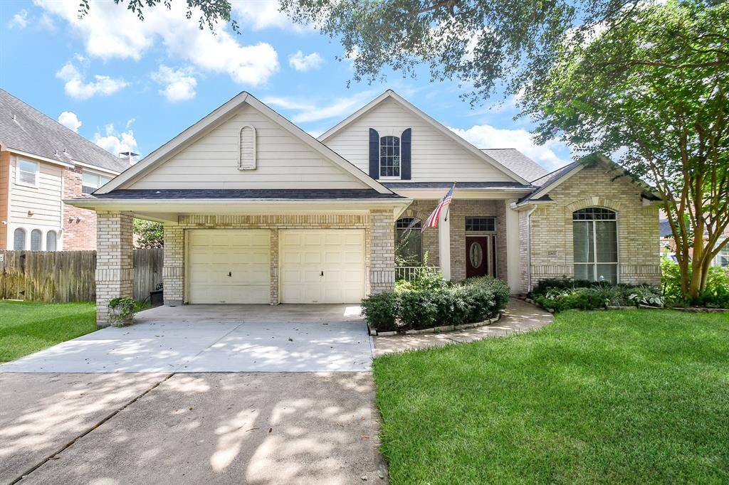 Katy, TX 77494,22602 Water Edge LN