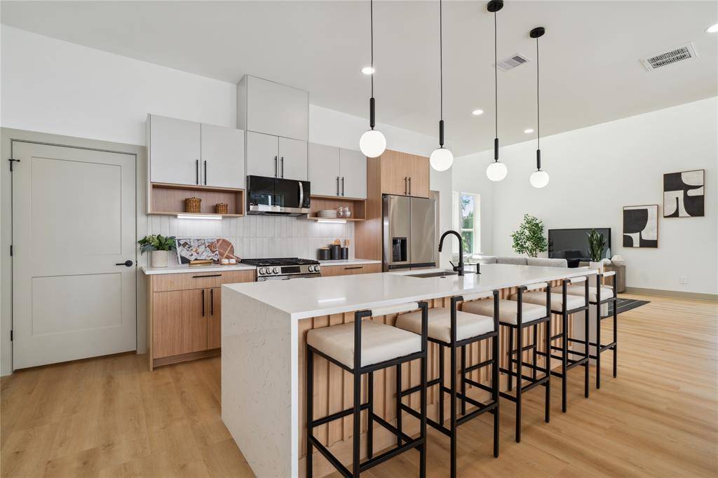 Houston, TX 77023,2958 Pitzlin ST