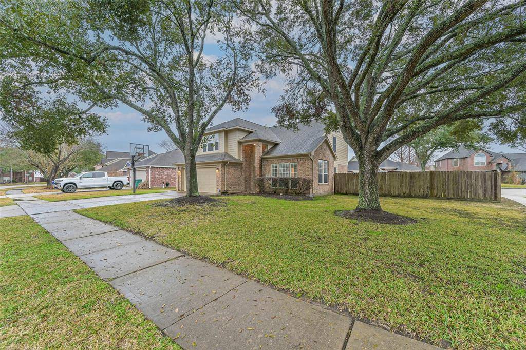 Pasadena, TX 77505,6902 Coldstream DR