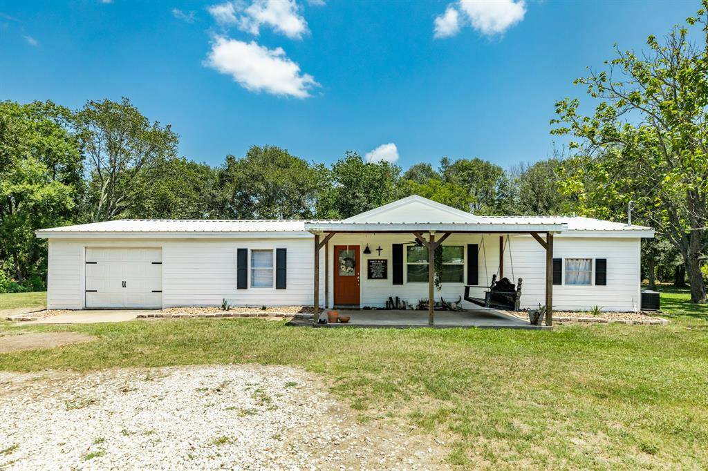 Sweeny, TX 77480,116 County Road 313a