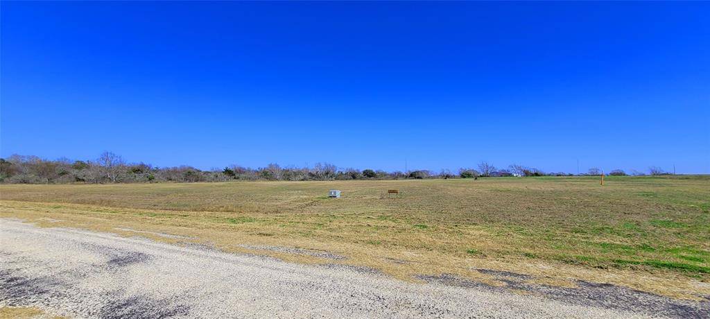 Palacios, TX 77465,250 Falcon WAY