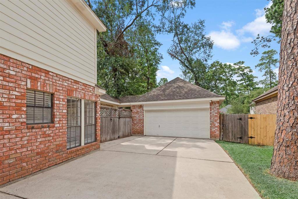 The Woodlands, TX 77381,3 Warbler PL