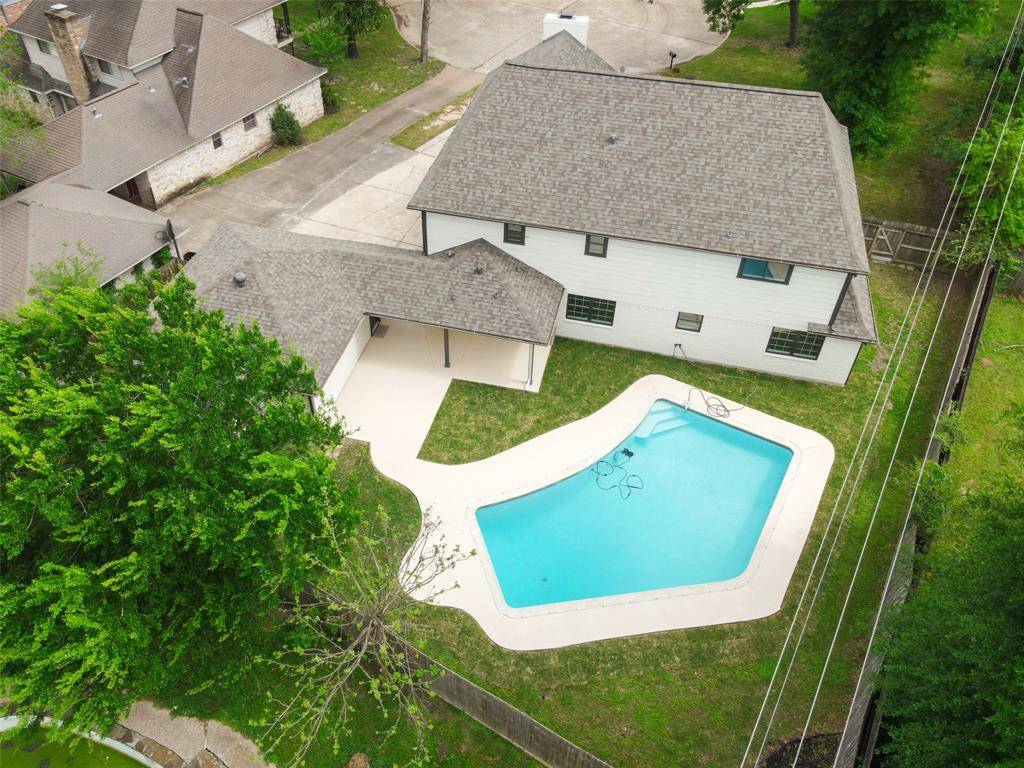 Houston, TX 77090,814 Suwanee LN