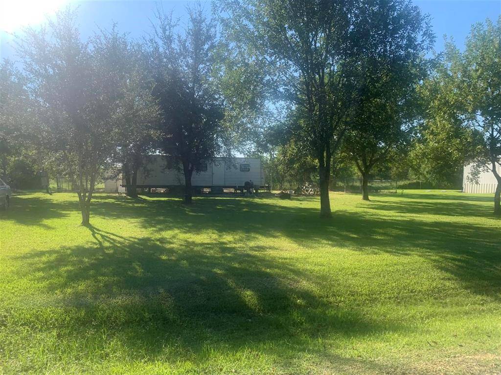 Rosharon, TX 77583,4422 County Road 888