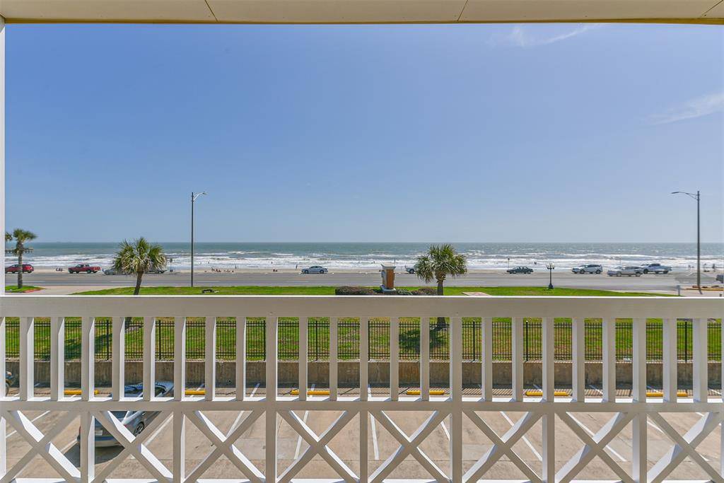 Galveston, TX 77551,6300 Seawall BLVD #2201