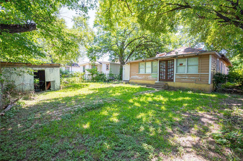 Dallas, TX 75203,1327 Claude ST