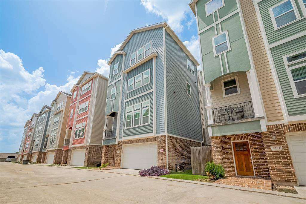 Houston, TX 77018,2106 Bidwell DR