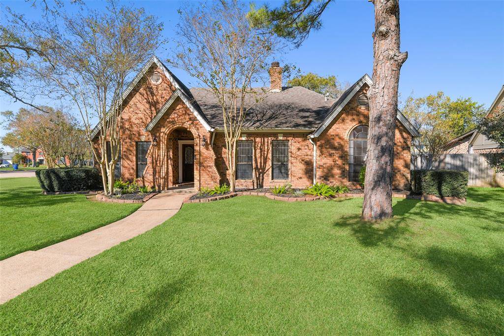 Friendswood, TX 77546,1110 Twin Oaks ST