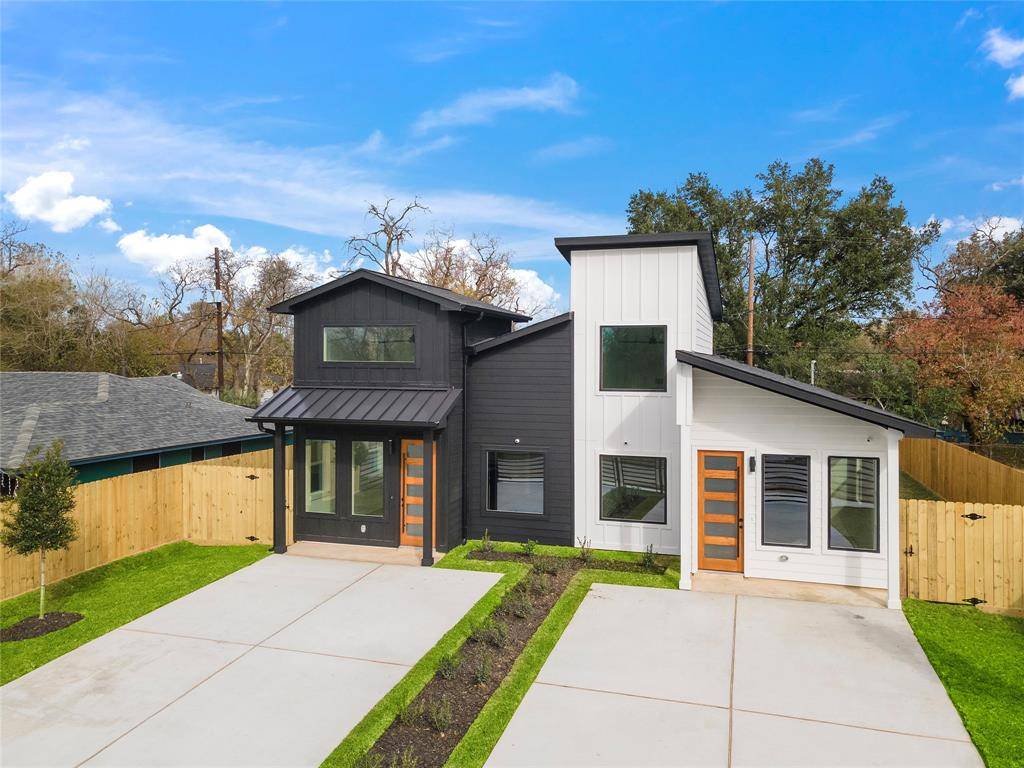 Houston, TX 77033,7315 Eisenhower RD #A/B