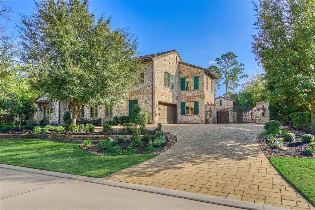 The Woodlands, TX 77389,2 Berkley Hall CT