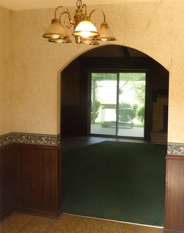 Sealy, TX 77474,415 N Atchison ST