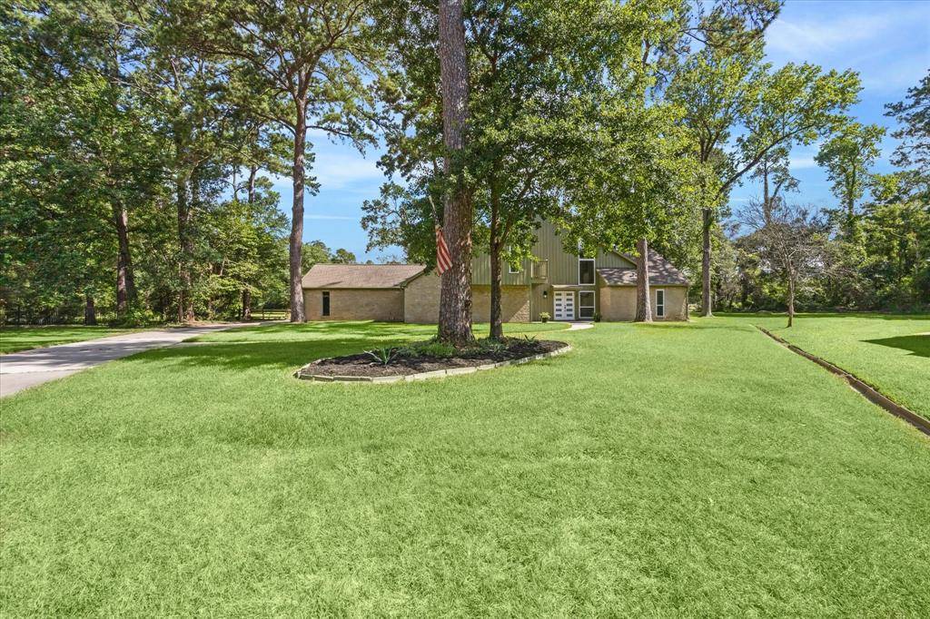 Conroe, TX 77302,590 Charter Oaks CT