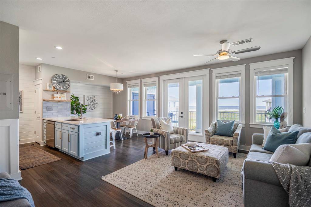 Galveston, TX 77554,4221 Pointe West DR #302