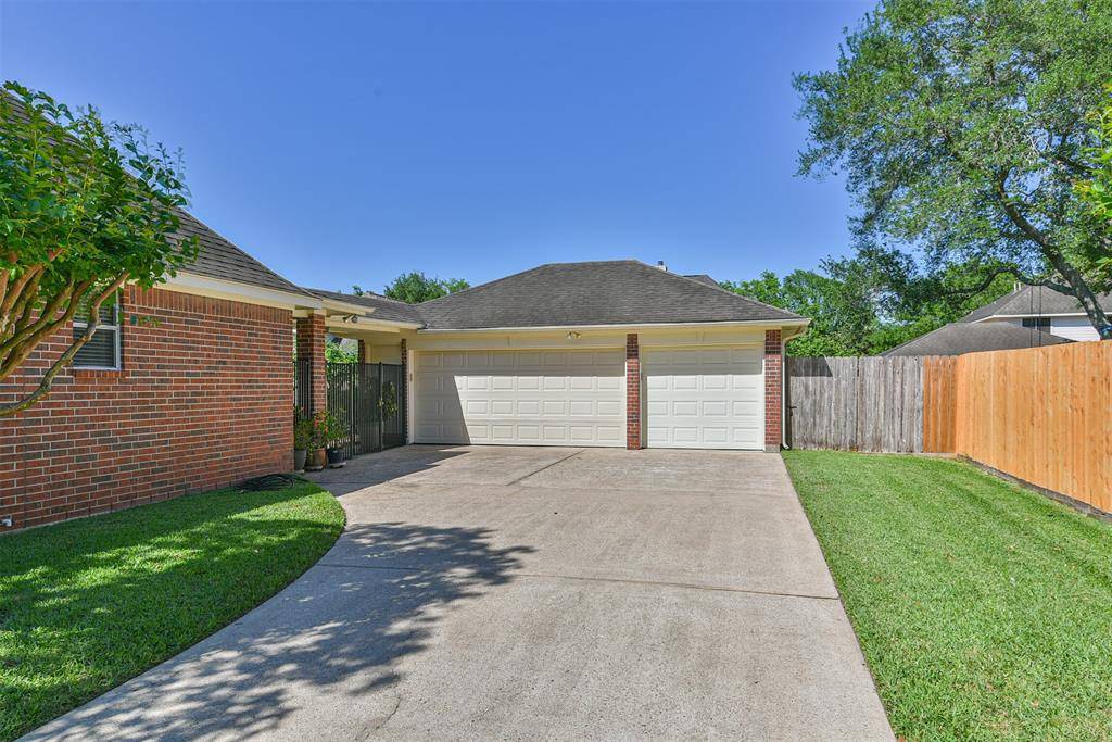 Friendswood, TX 77546,1905 Pebble LN