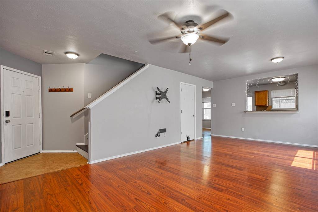 Houston, TX 77047,2107 Timur WAY