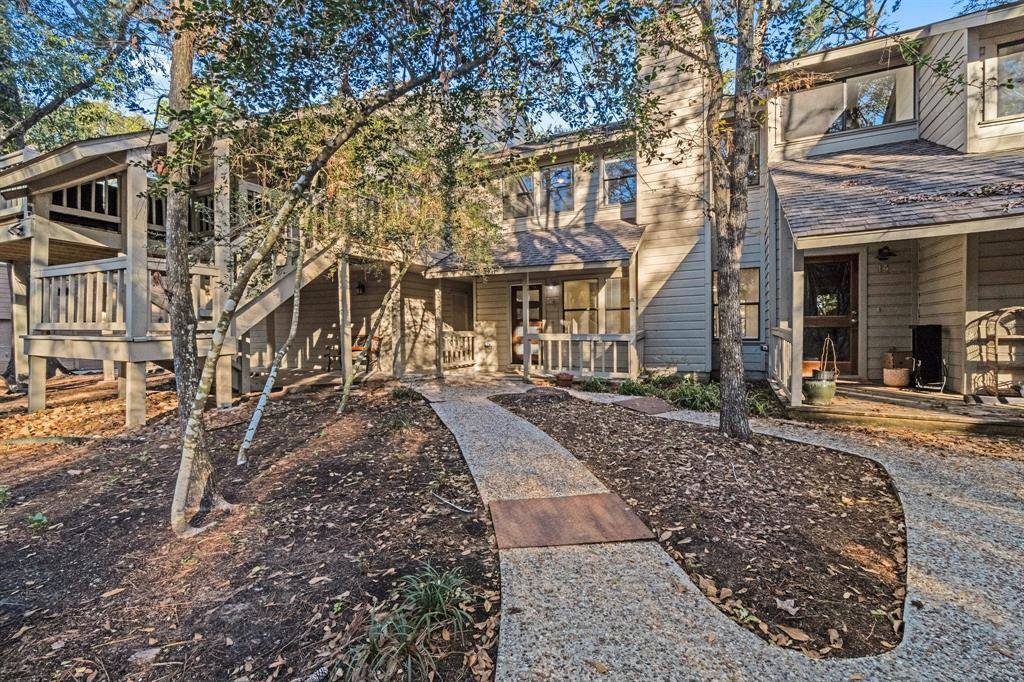 The Woodlands, TX 77380,16 Sawmill Grove CT