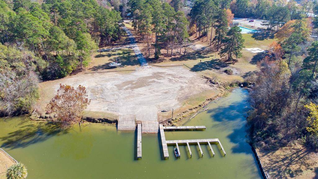 Livingston, TX 77351,166 Waterfront Dr DR