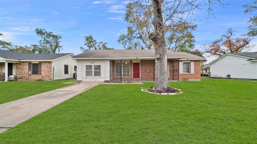 Houston, TX 77016,7317 Colton ST