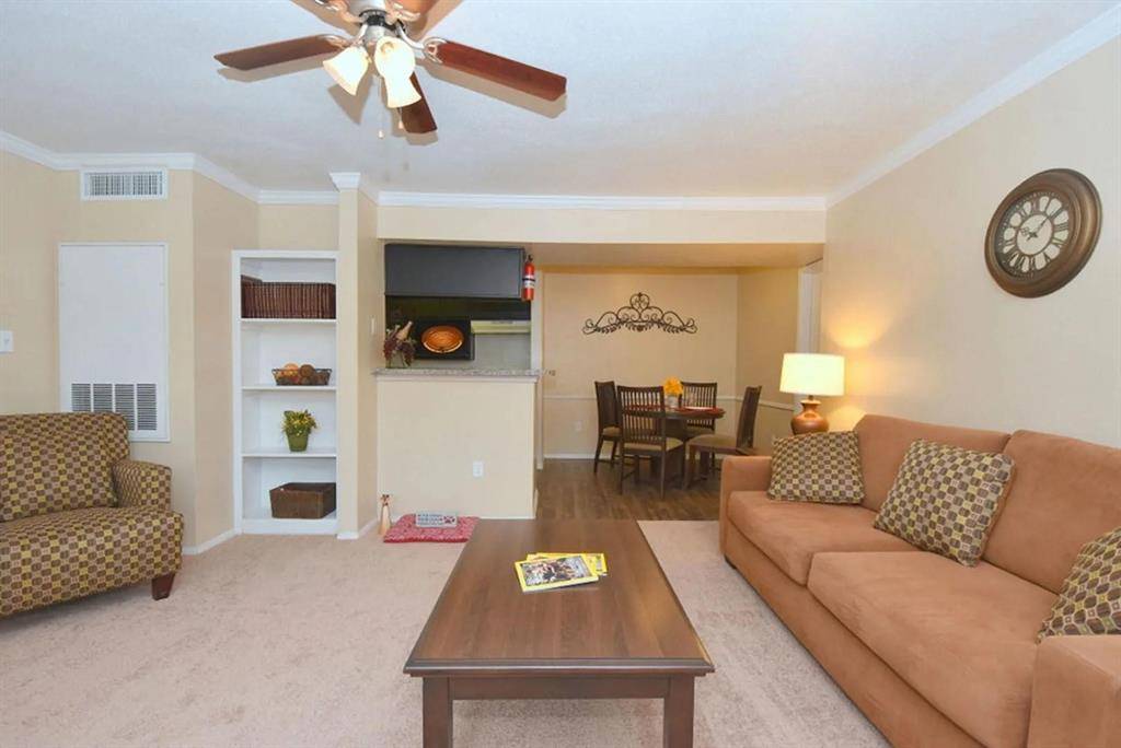 Humble, TX 77338,1230 Fm 1960 Bypass RD E #606