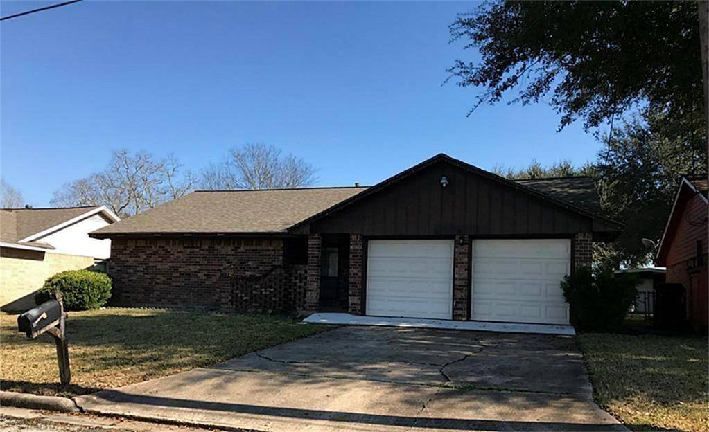 Bellville, TX 77418,423 N Meinecke ST