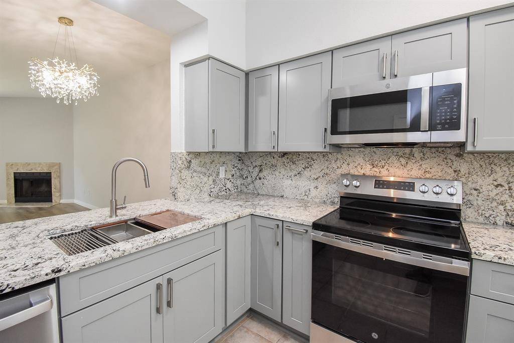 Houston, TX 77054,7677 Cambridge Street Unit 7677