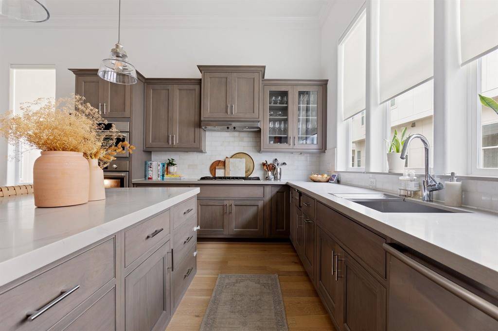 Houston, TX 77007,6006 Matthew Oaks PL