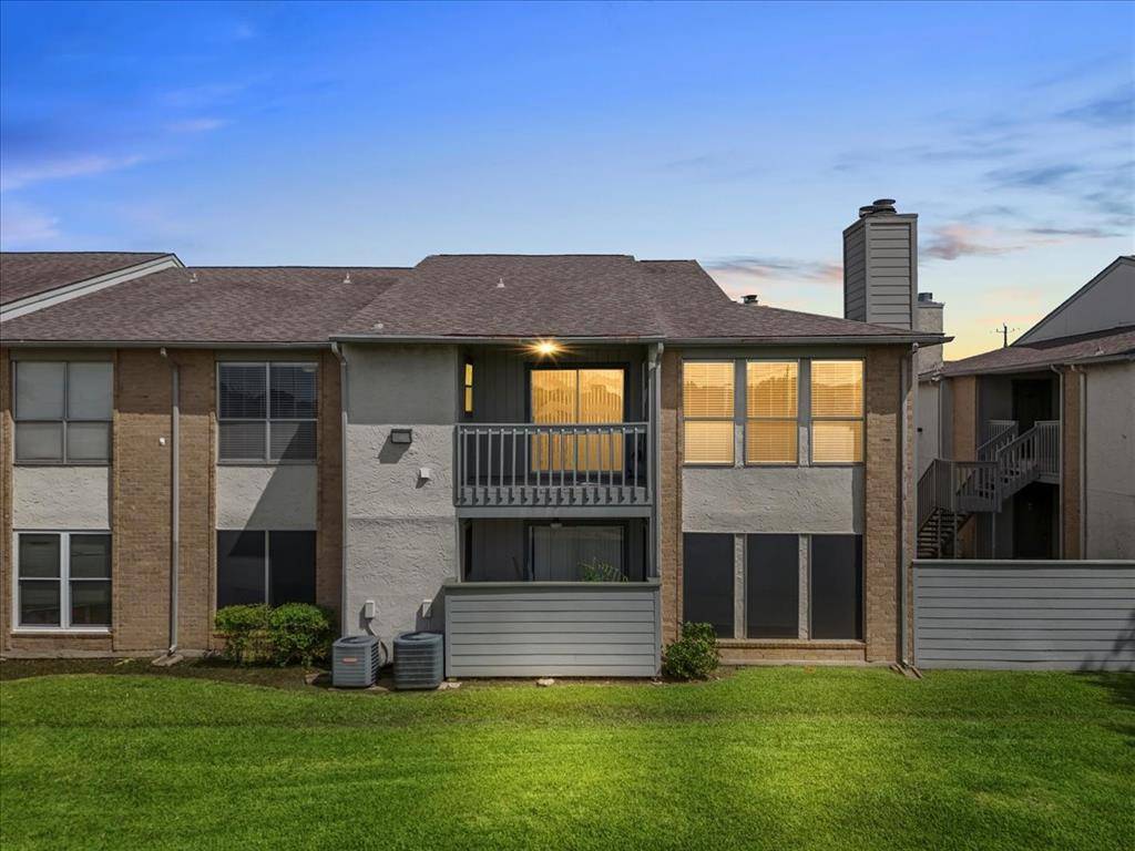 Houston, TX 77598,260 El Dorado BLVD #3208