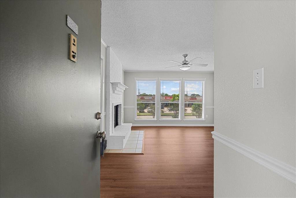 Houston, TX 77598,260 El Dorado BLVD #3208