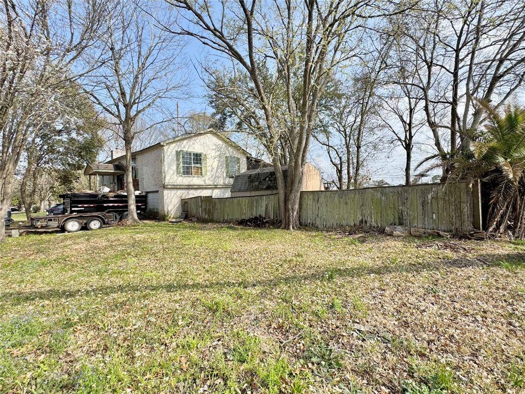 Kemah, TX 77565,2211 Shasta ST