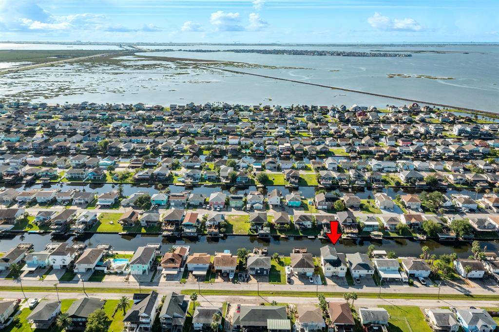 Bayou Vista, TX 77563,529 Pompano ST