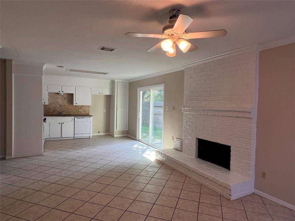 Katy, TX 77450,958 Grand Junction DR