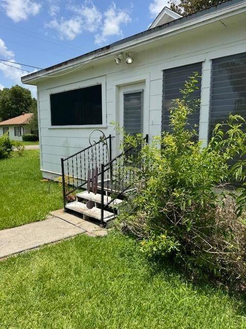Port Neches, TX 77651,821 Avenue D